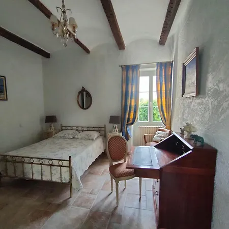 بيت للعطل Bastide